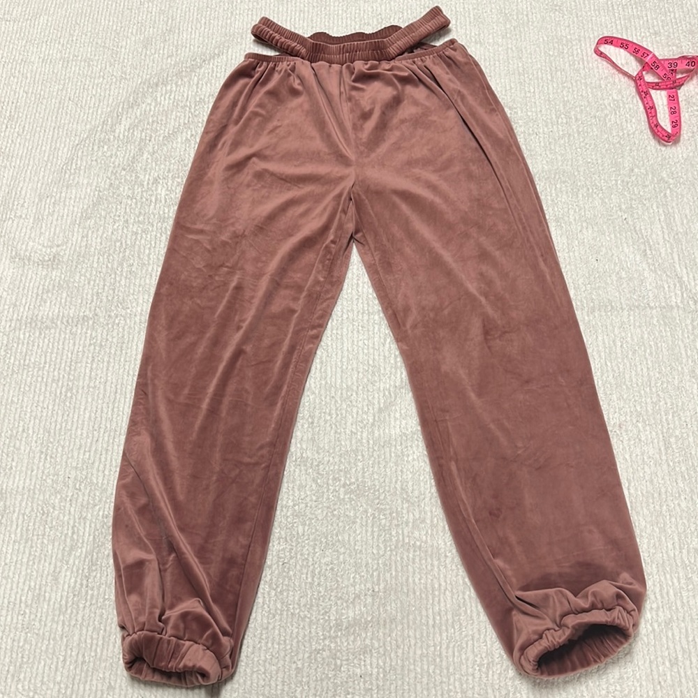 Vivre La Vie Pink  jogger pants size M !!